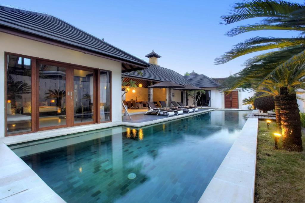 Villa Esperanto Seminyak Номер фото